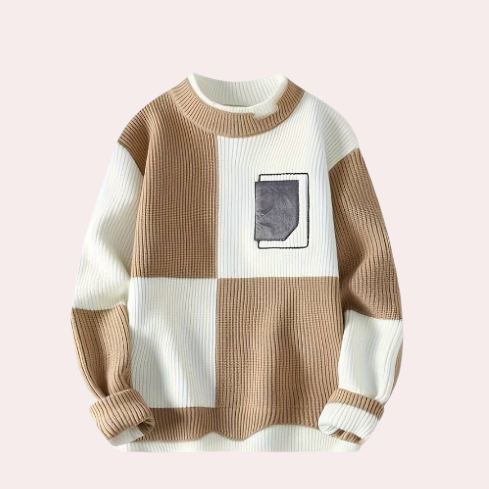 Farvestrålende sweater med lappelommer