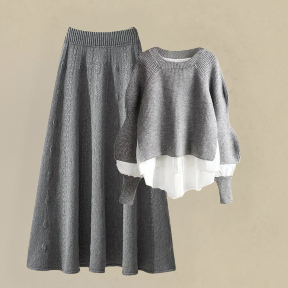 Dette todelte sæt med en strikket trøje og en halvlang nederdel