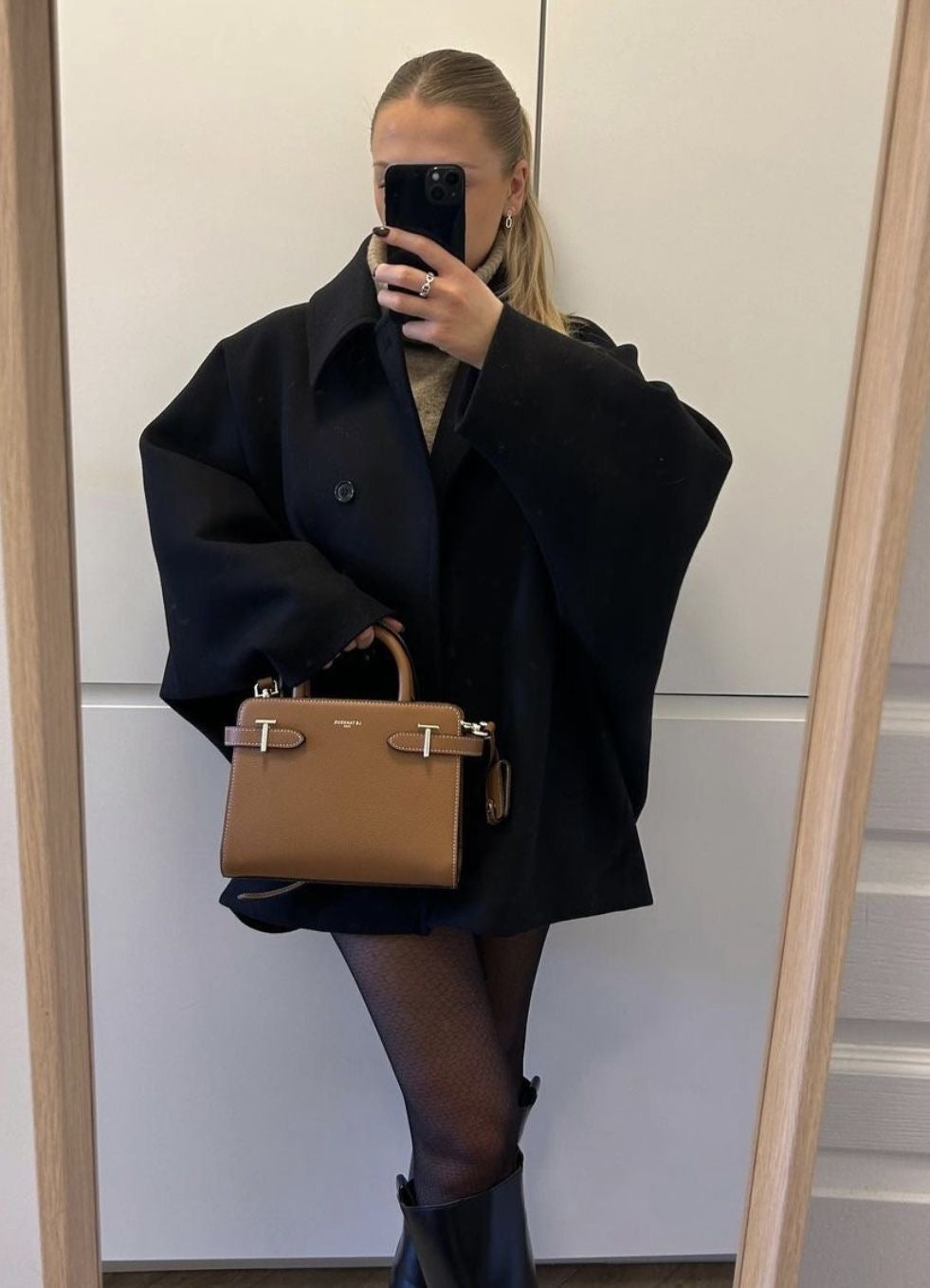 Langærmet trenchcoat til kvinder