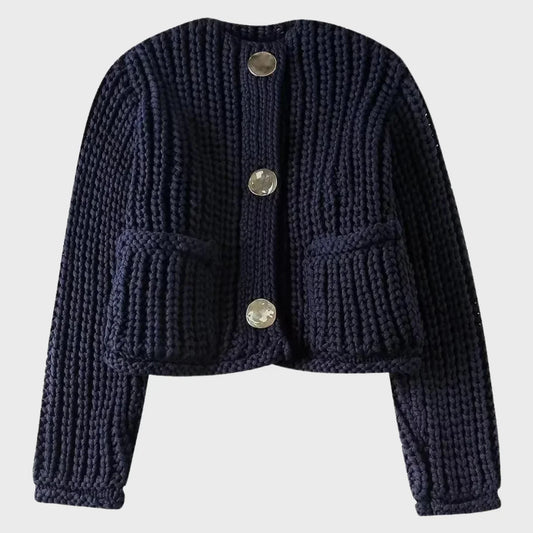 Stilfuld strikket sweater med O-hals og dekorative knapper til kvinder