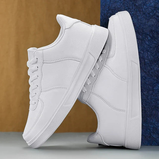 Moderigtige læder-sneakers til mænd