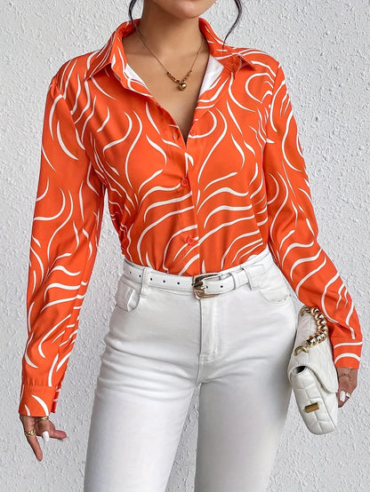 Orange bluse med abstrakt print til kvinder