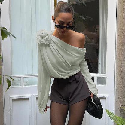 Elegant bluse med én skulder