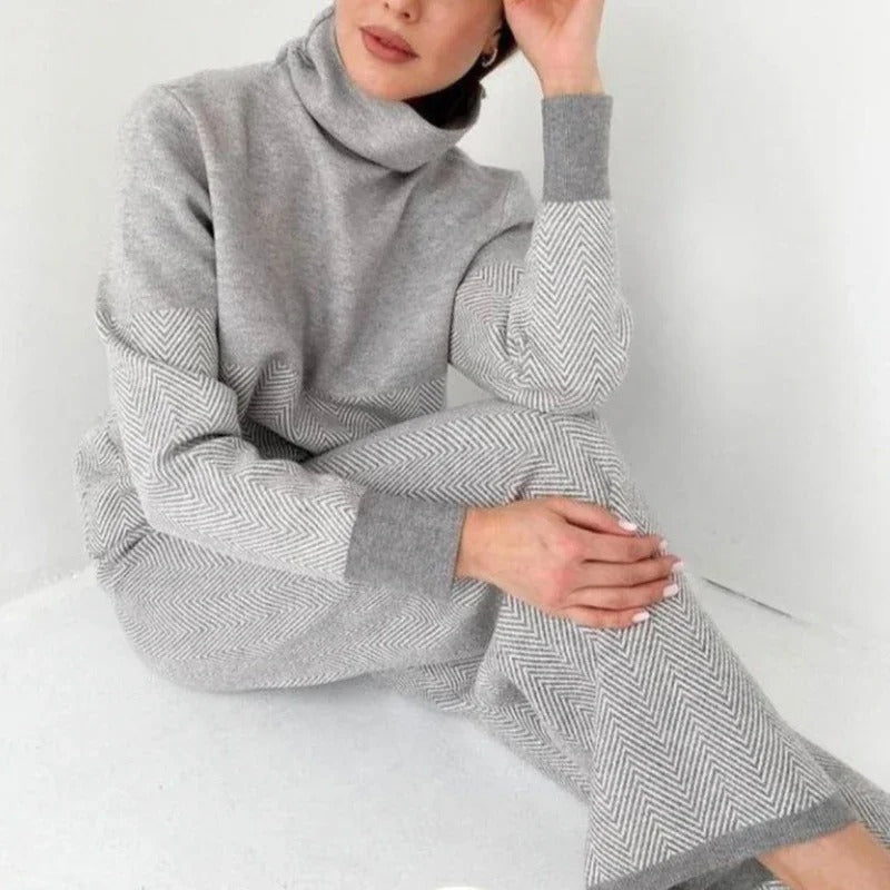 Sildebensfarvet rullekravesæt til loungewear